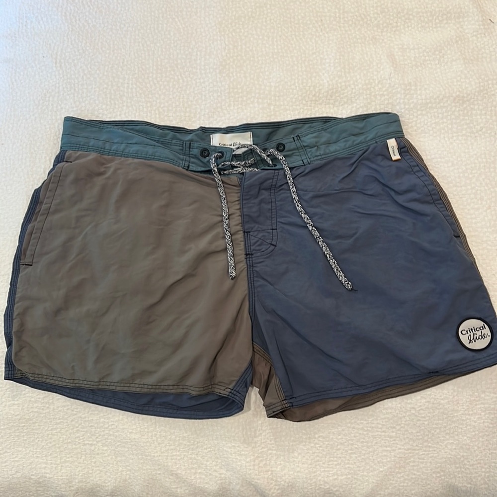 The Critical Slide board shorts 5”